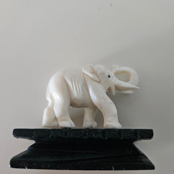 Vintage Small Carved Genuine Ivory Figure on Black Wood Stand, Made in Hong Kong - Picture 1 of 9